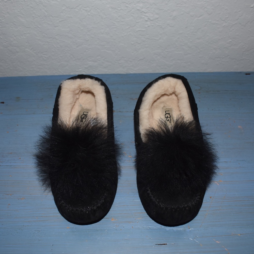 Ugg Slippers 💕